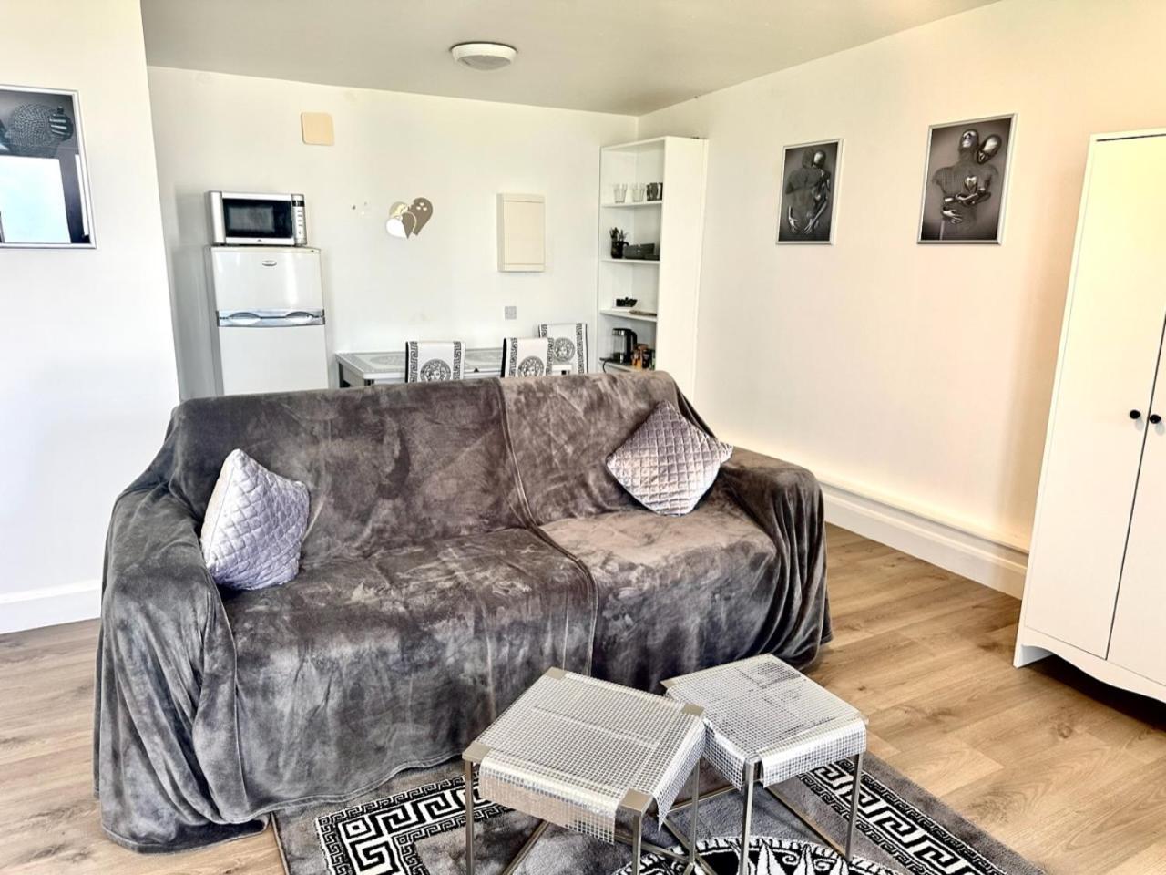 Kildare Luxury Suites Extérieur photo