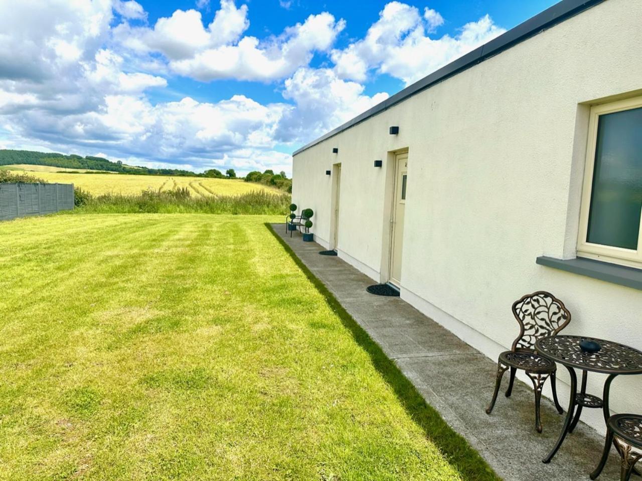 Kildare Luxury Suites Extérieur photo