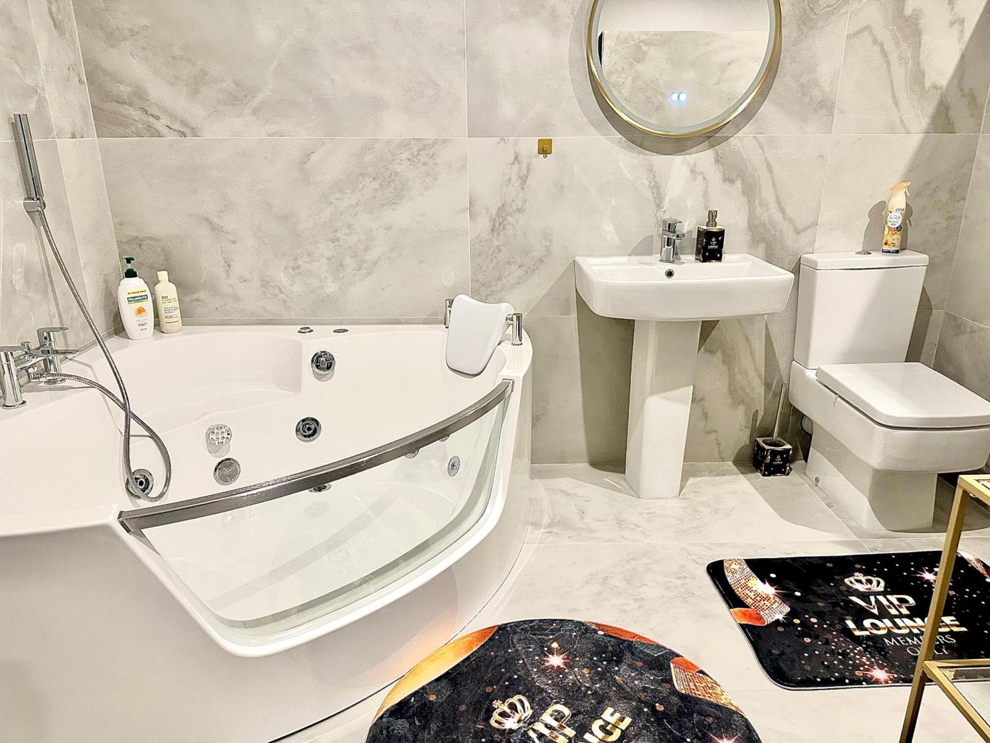Kildare Luxury Suites Extérieur photo