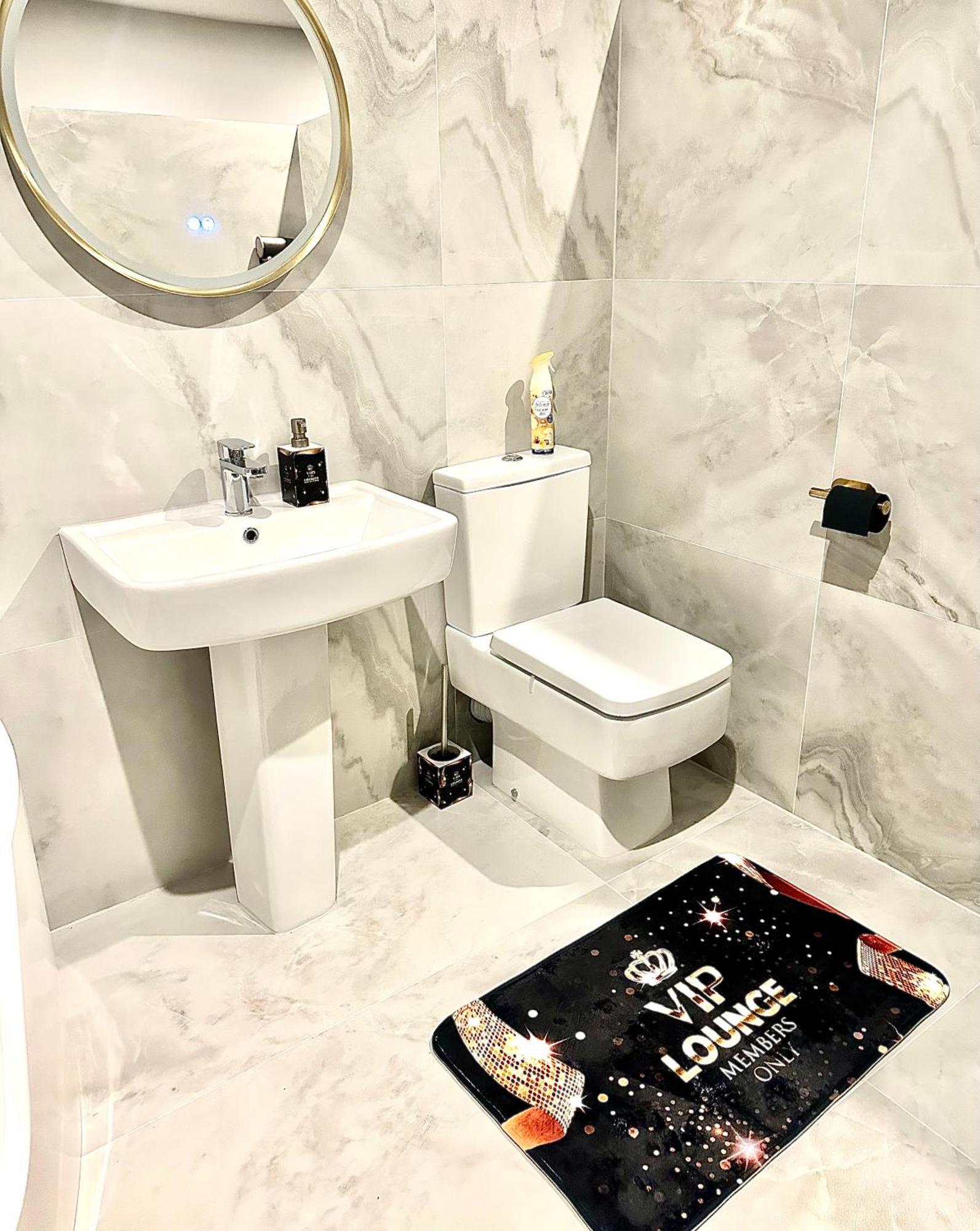 Kildare Luxury Suites Extérieur photo